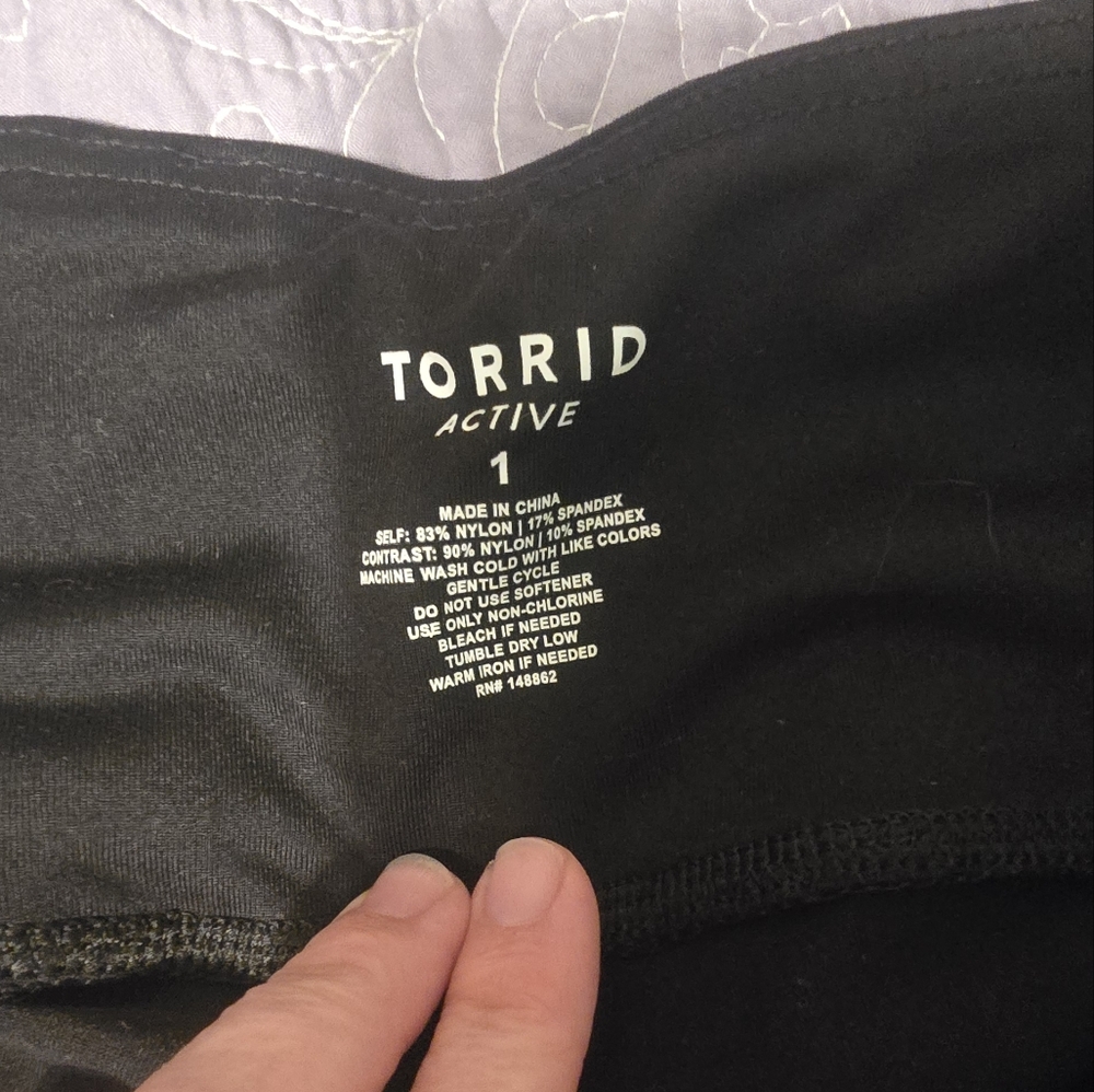 Torrid Lot - Picture 3 of 13